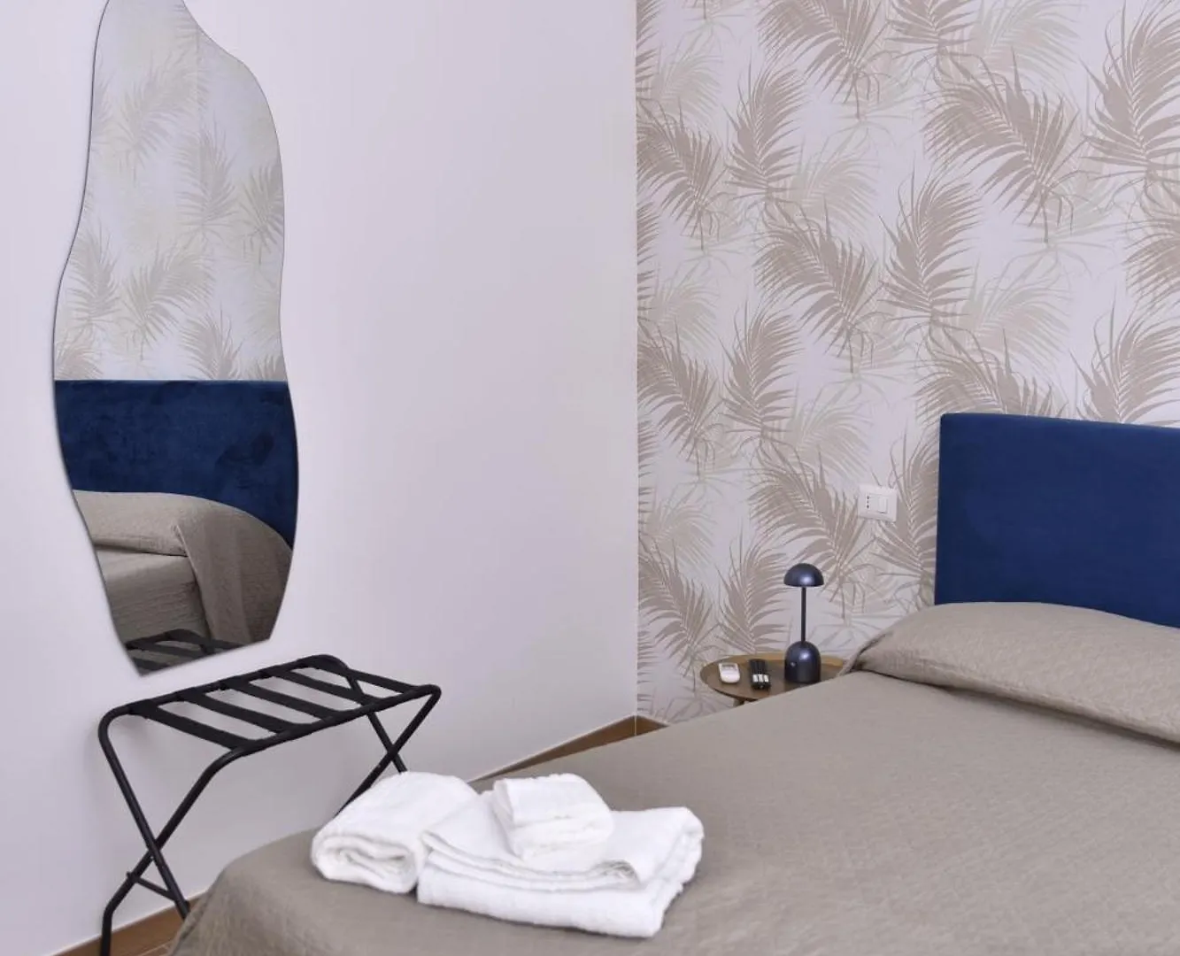 Rivieras House - Central Suites Naples 0*,  Italy