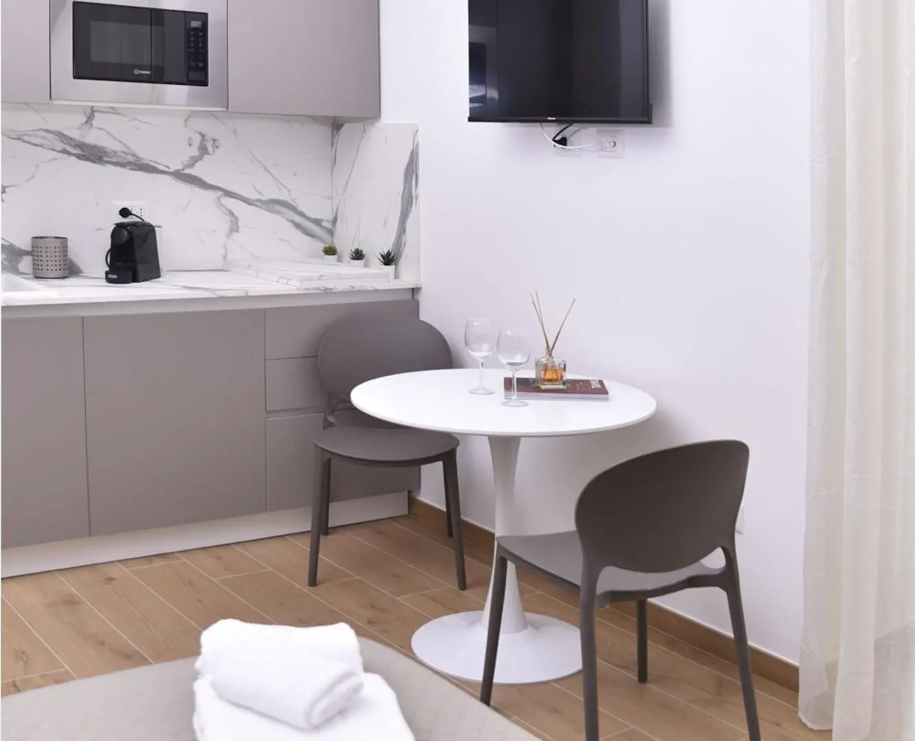 Rivieras House - Central Suites Naples Guest house